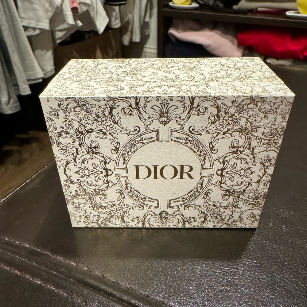 Jewelry box, NWOT.